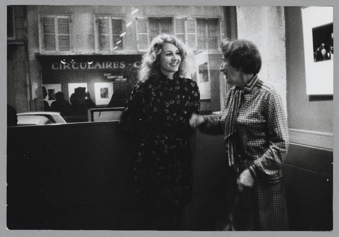 Photo d'Agathe Gaillard et Gisèle Freund par Yvette Troisopux, Fonds Agathe Gaillard, Bibliothèque Kandinsky GALAG 82