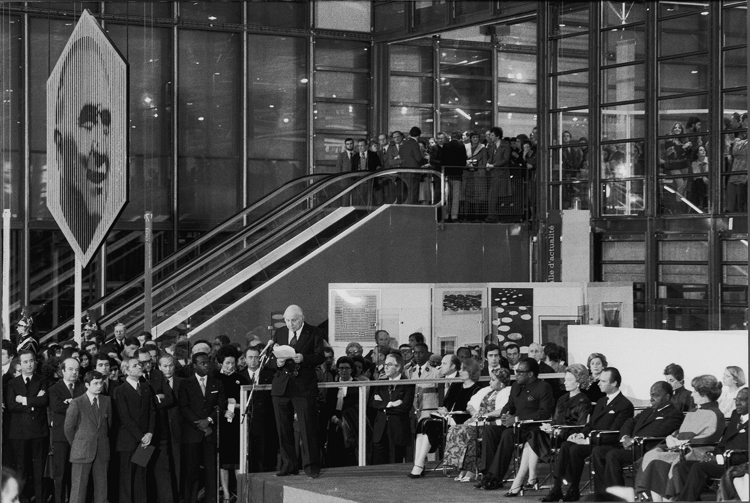 centre-pompidou-inauguration-1977